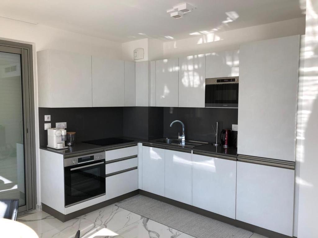 Apartamento Saint Jhon Menton Exterior foto