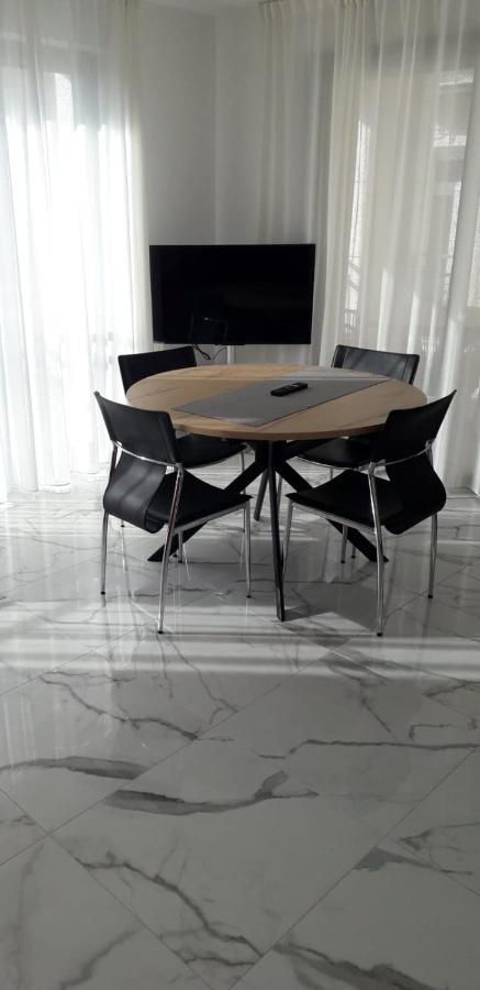 Apartamento Saint Jhon Menton Exterior foto